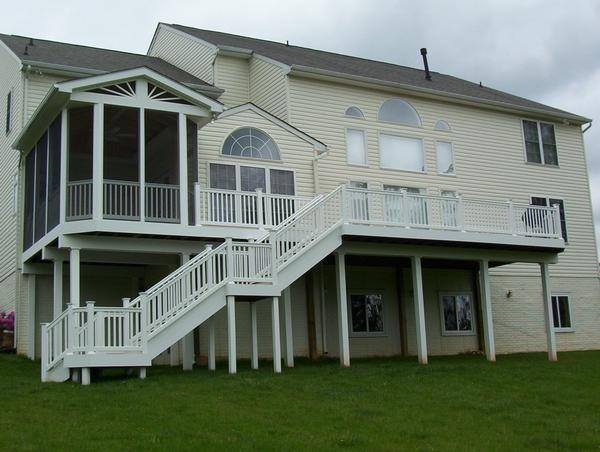 Screened Porch with Composite Deck